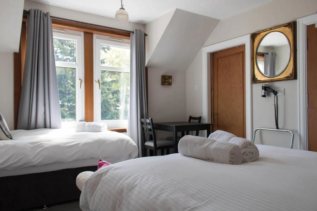 Bed and Breakfast The Kilted Fox Portree Esterno foto